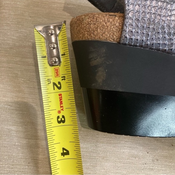 NAOT Sz 40 Alpha Anatomic Footbed Suede Wrap Hook & Loop Closures Rivets Sandals - Picture 6 of 15